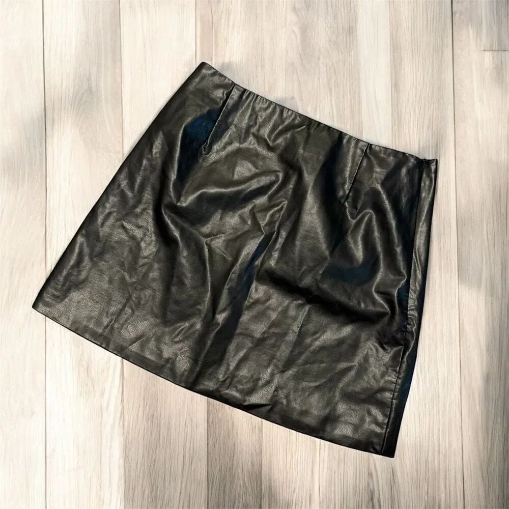 Cotton On Black Faux Fake Leather Pencil Mini Skirt Small S